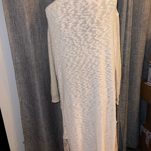 Free People Long Crochet / lace hooded sweater, cardigan, jacket Size S BNWOT - Picture 4 of 7